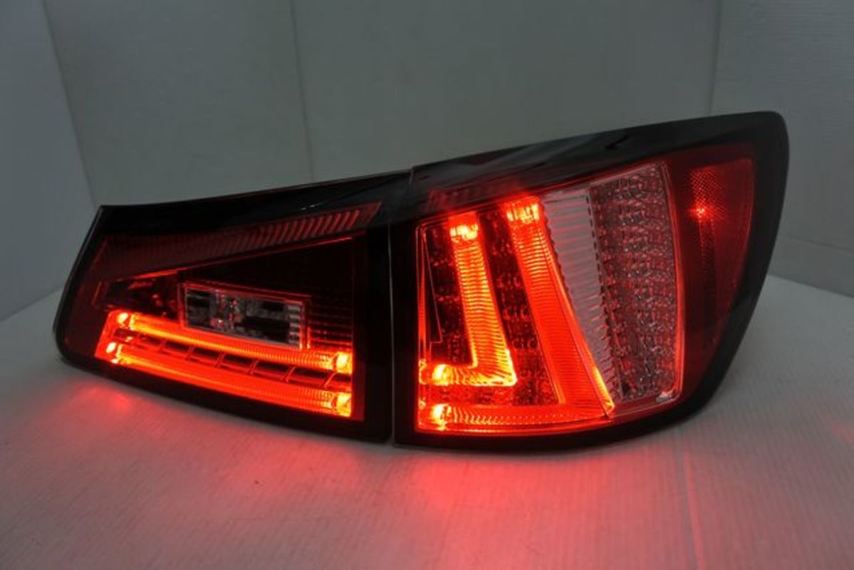 2005/11-2013 IS250 IS350 LED晶鑽紅白光柱 尾燈 有後霧燈